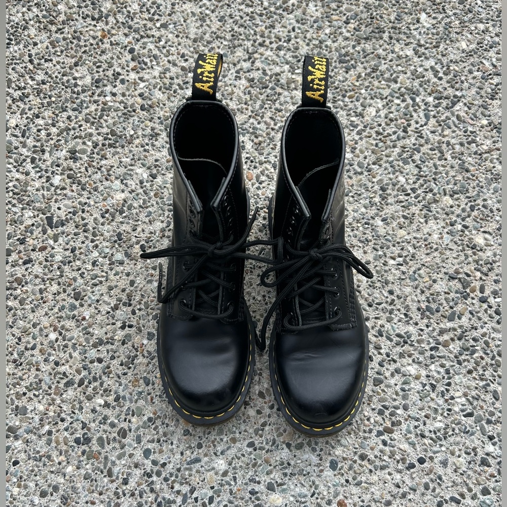Doc Martin 1460 - W Black